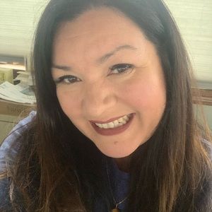 Meet your Posher, Valerie